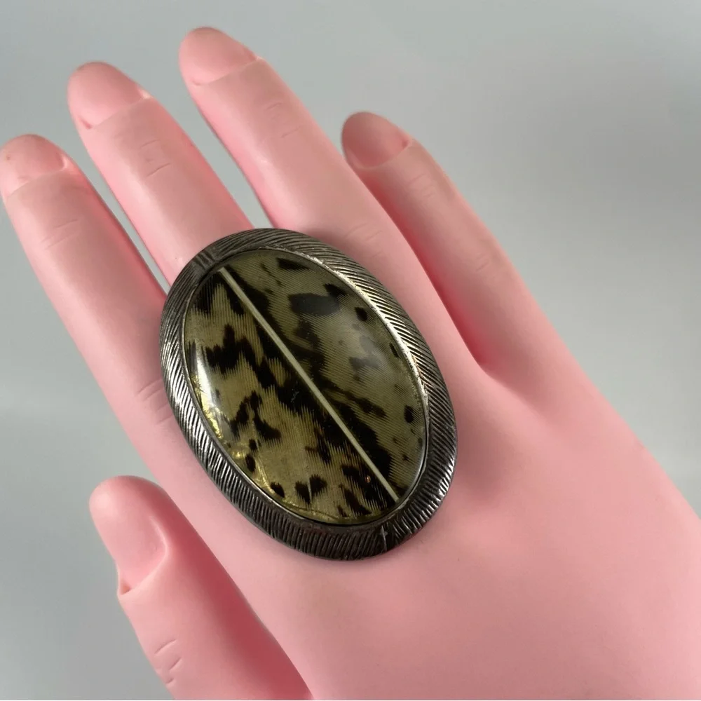 Nature Bijoux Silver Tone Light Shifting Cheetah Leopard Print Statement Ring